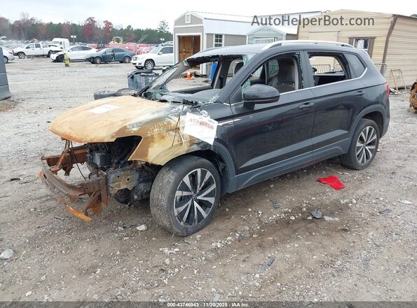 3VVRX7B2XNM059671 2022 VOLKSWAGEN TAOS Черный Передняя левая четверть