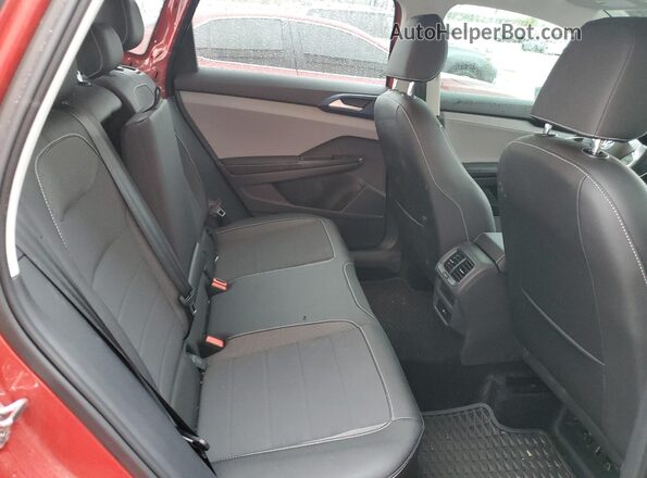 3VVUX7B23RM044333 2024 VOLKSWAGEN TAOS Red უკანა სალონის ხედი