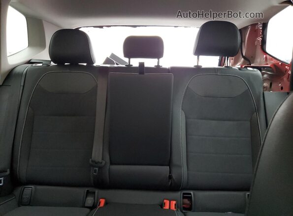 3VVUX7B23RM044333 2024 VOLKSWAGEN TAOS Red უკანა სავარძლების ხედი