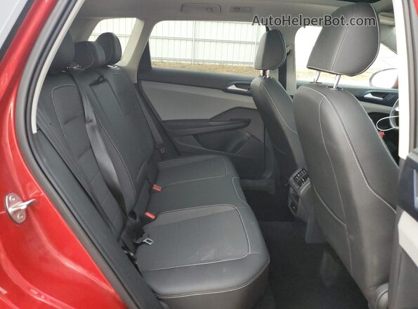 3VVVX7B27RM074231 2024 VOLKSWAGEN TAOS Red უკანა სალონის ხედი