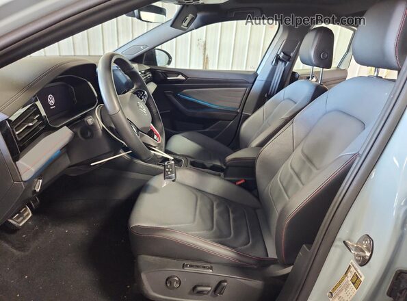 3VW2T7BU7SM034989 2025 VOLKSWAGEN JETTA Gray Vista interior delantera