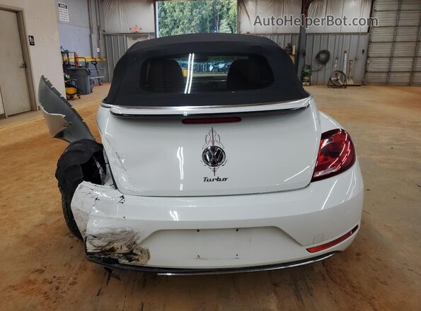 3VW5DAATXJM512806 2018 VOLKSWAGEN BEETLE White Rear view