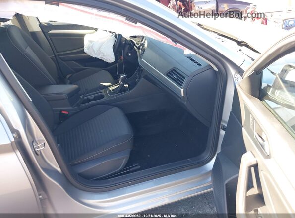 3VW5M7BU0PM051781 2023 VOLKSWAGEN JETTA Silver წინა სალონის ხედი