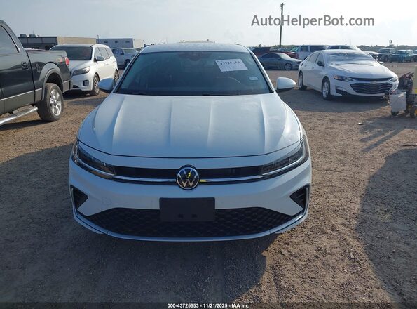3VW5X7BU6SM090830 2025 VOLKSWAGEN JETTA White Vista del cuadro de instrumentos