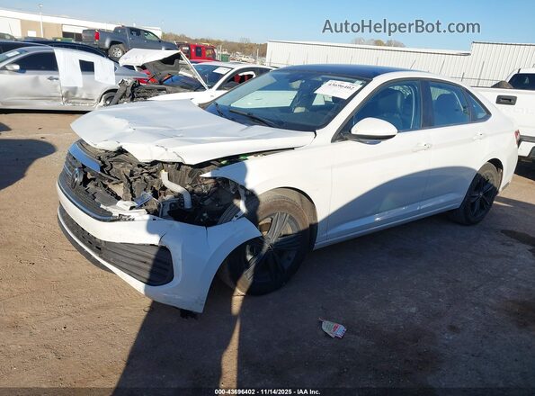 3VW7M7BU0RM046446 2024 VOLKSWAGEN JETTA White Przód lewy