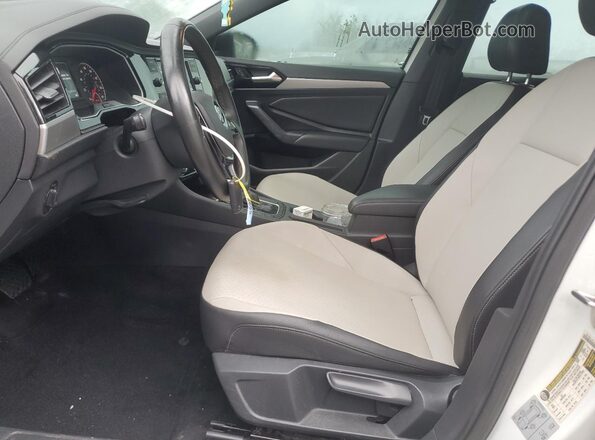 3VWCB7BU0LM051903 2020 VOLKSWAGEN JETTA Белый Вид салона спереди