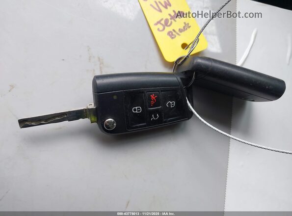 3VWCB7BUXLM019704 2020 VOLKSWAGEN JETTA Black Dashboard view