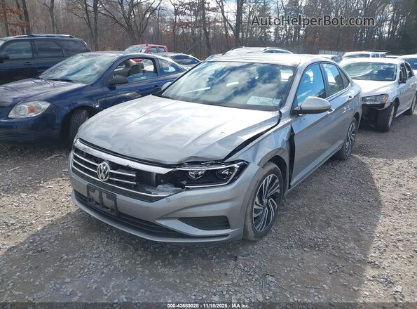 3VWEB7BU5LM069712 2020 VOLKSWAGEN JETTA Silver Вид спереду