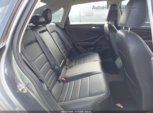 3VWEM7BU2NM000408 2022 VOLKSWAGEN JETTA Gray 