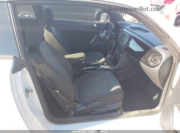 3VWF17AT2HM614188 2017 VOLKSWAGEN BEETLE White Սալոնի դիմացի տեսք