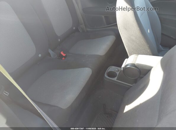 3VWF17AT2HM614188 2017 VOLKSWAGEN BEETLE White VIN կոդի պիտակի տեսք