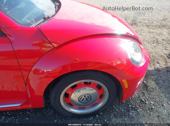 3VWFD7AT2JM704969 2018 VOLKSWAGEN BEETLE Красный 