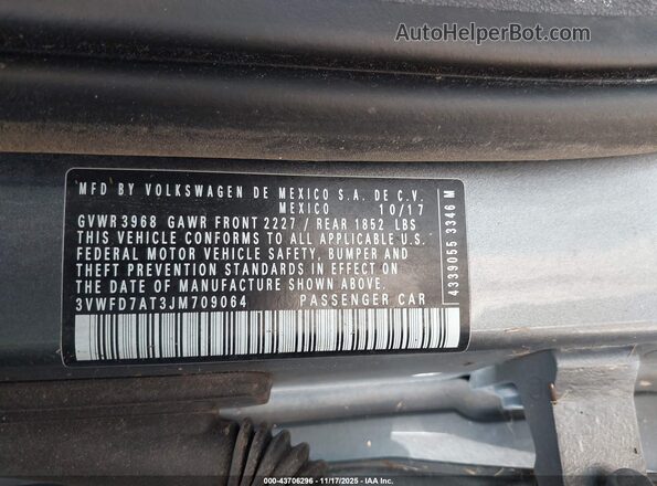 3VWFD7AT3JM709064 2018 VOLKSWAGEN BEETLE Gray Engine compartment view