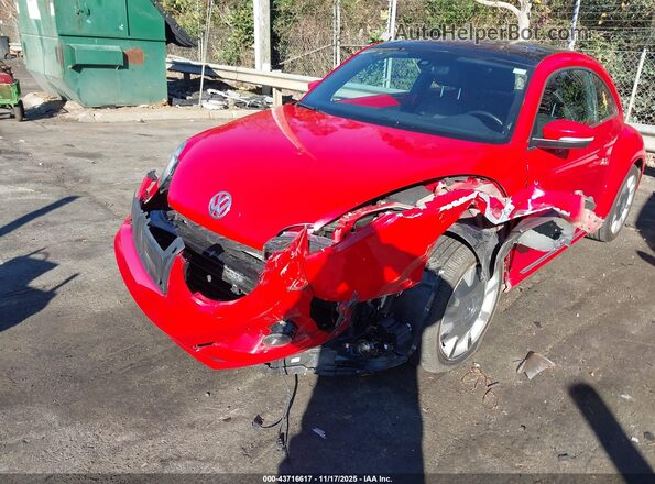 3VWJD7AT8KM714000 2019 VOLKSWAGEN BEETLE Red 
