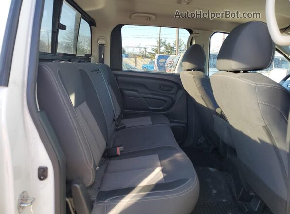 1N6AA1EC9NN107095 2022 NISSAN TITAN Белый 
