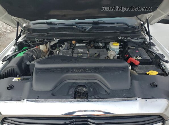 3C63R3DL8MG527947 2021 RAM 3500 White Շարժիչի բաժամունքի տեսք