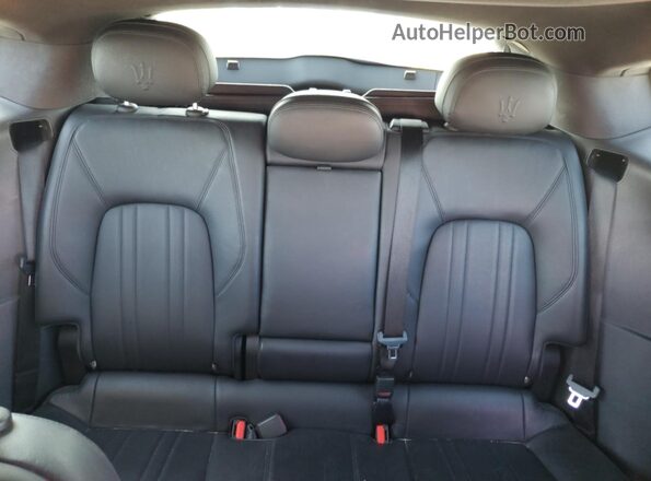 ZN661XUA6LX355073 2020 MASERATI LEVANTE White 