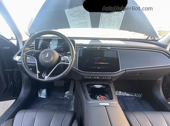 W1KLF4HB3RA007093 2024 MERCEDES-BENZ E-CLASS Black Вид задніх сидінь