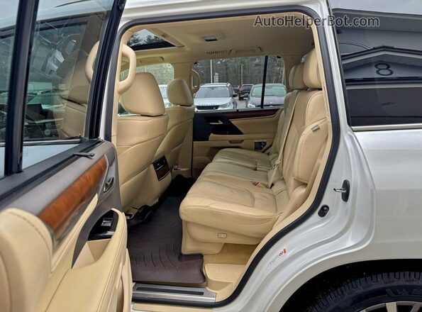 JTJHY7AX4K4293975 2019 LEXUS LX White 