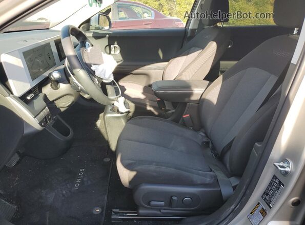 KM8KN4DE0RU248841 2024 HYUNDAI IONIQ Silver Widok deski rozdzielczej