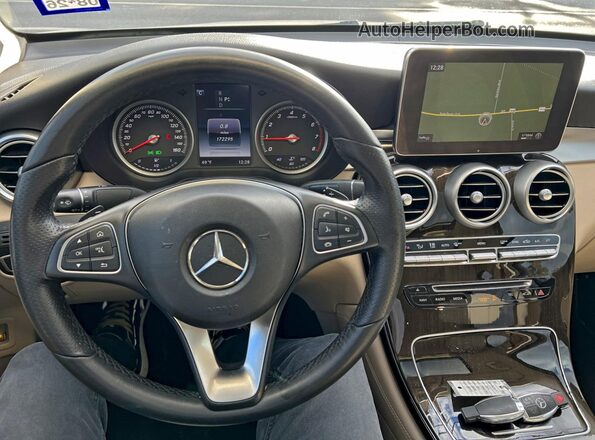 WDC0J4KB9HF155815 2017 MERCEDES-BENZ GLC-CLASS White წინა პანელის ხედი
