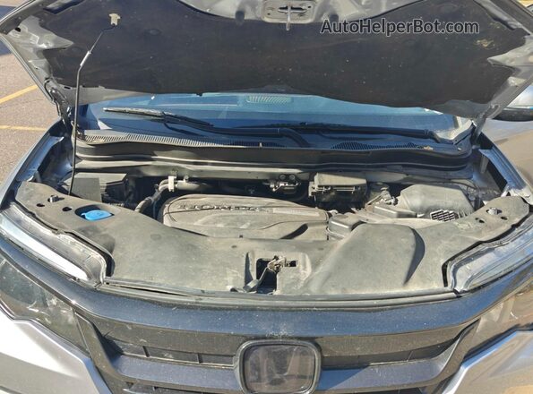 5FPYK3F78JB006769 2018 HONDA RIDGELINE Silver Вид панелі приладів