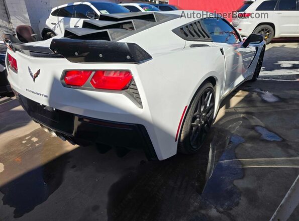 1G1YM2D79G5105989 2016 CHEVROLET CORVETTE White Widok z przodu
