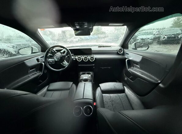 W1K3G4FB2MJ304722 2021 MERCEDES-BENZ A-CLASS White 