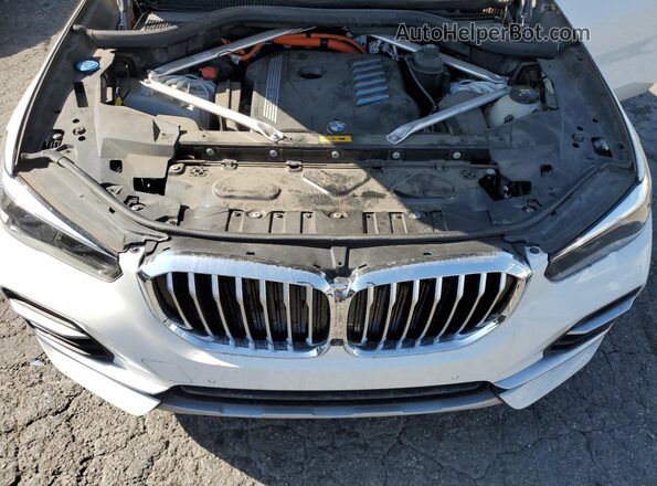 5UXTA6C08P9P05271 2023 BMW X5 White Widok naklejki z numerem VIN