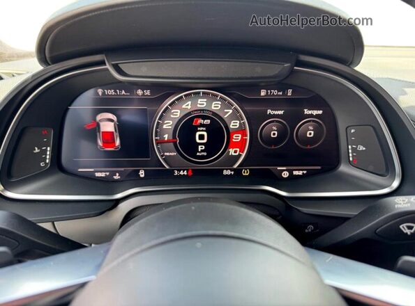 WUABAAFXXJ7902103 2018 AUDI R8 Белый Вид панели приборов