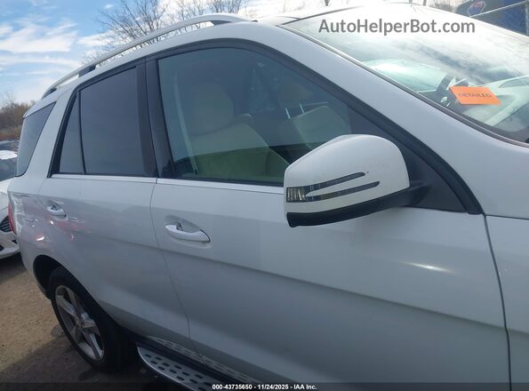 4JGDA5HB4GA693138 2016 MERCEDES-BENZ GLE 350 4MATIC White Widok wnętrza 360 stopni