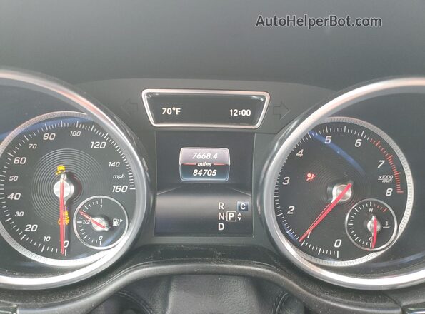 4JGDA5JB8HA949079 2017 MERCEDES-BENZ GLE White Vista del cuadro de instrumentos
