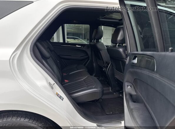 4JGDA6EB6JB072804 2018 MERCEDES-BENZ AMG GLE 43 White VIN կոդի պիտակի տեսք