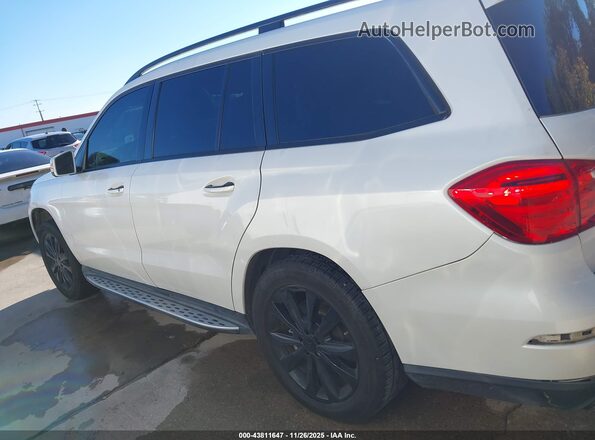 4JGDF6EE4GA626934 2016 MERCEDES-BENZ GL 450 Cream 360 interior view