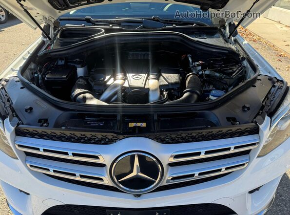 4JGDF7DE2HA874706 2017 MERCEDES-BENZ GLS White Rear interior view