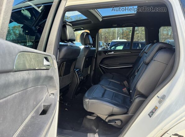 4JGDF7DE2HA874706 2017 MERCEDES-BENZ GLS White Dashboard view