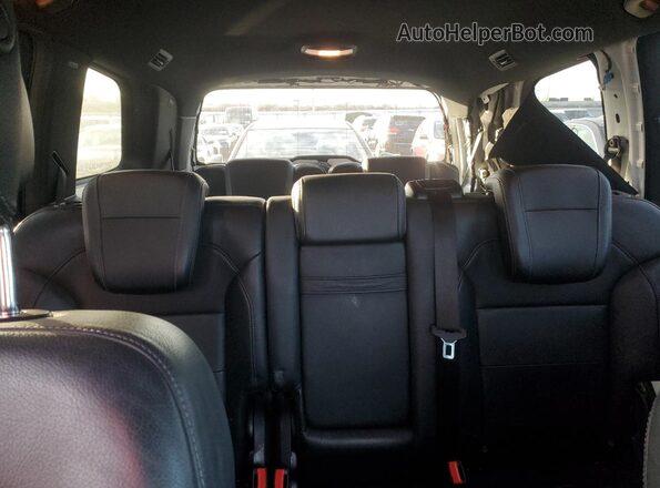 4JGDF7DE4KB185672 2019 MERCEDES-BENZ GLS White Հետևի նստատեղերի տեսք