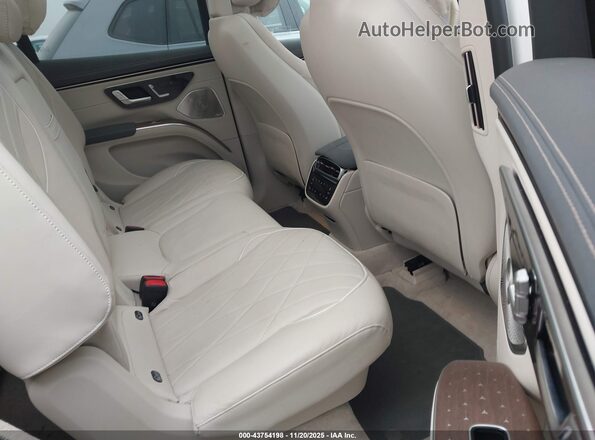 4JGDM4EB8PA008449 2023 MERCEDES-BENZ EQS 580 SUV White VIN կոդի պիտակի տեսք