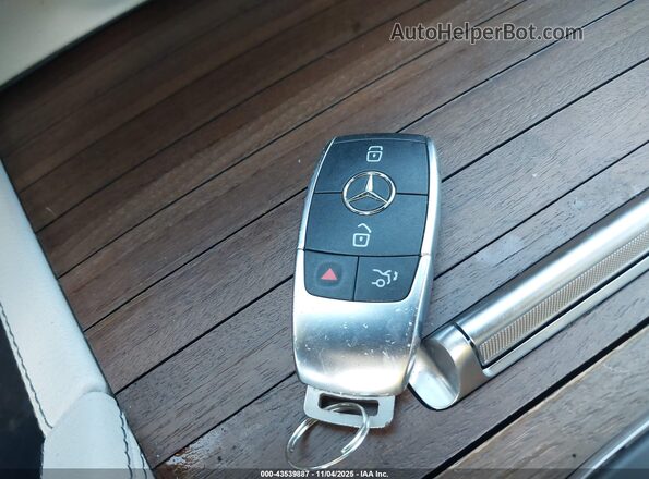 4JGFB4JB2NA711563 2022 MERCEDES-BENZ GLE 350 White Dashboard view