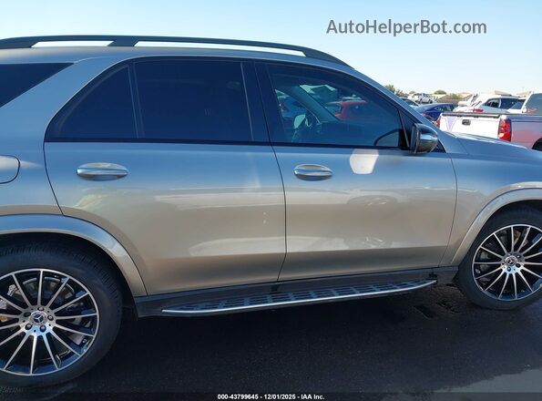 4JGFB4JB9PA850429 2023 MERCEDES-BENZ GLE 350 Gold Widok wnętrza z tyłu