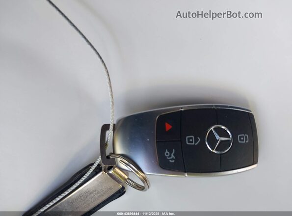 4JGFB5KB7LA245016 2020 MERCEDES-BENZ GLE 450 Черный Вид панели приборов