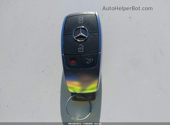 4JGFF5KE2NA658446 2022 MERCEDES-BENZ GLS 450 White Vista del salpicadero