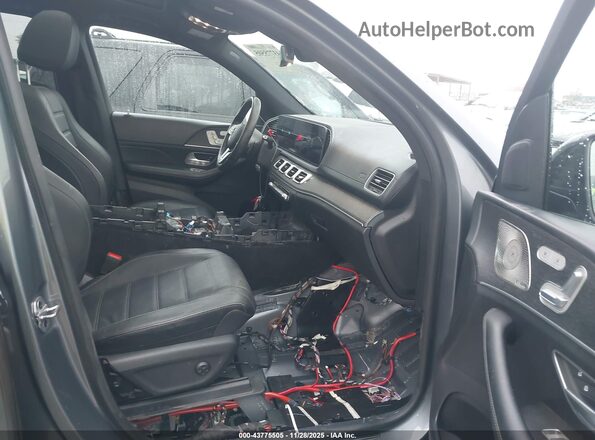 4JGFF5KE9NA699074 2022 MERCEDES-BENZ GLS 450 Gray Vista interior delantera