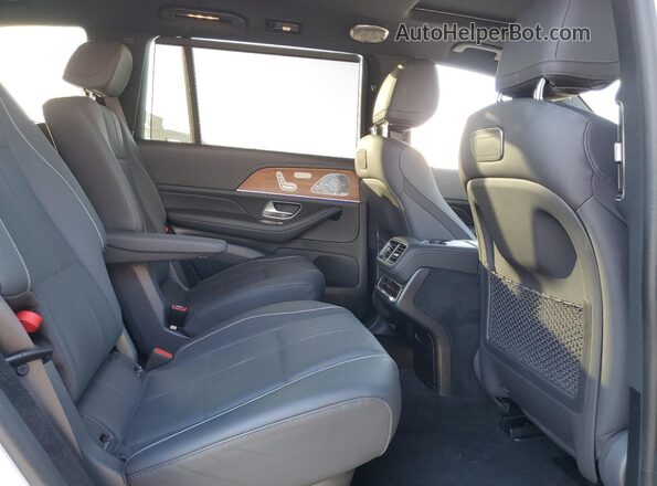 4JGFF5KEXLA219461 2020 MERCEDES-BENZ GLS White Widok wnętrza z tyłu
