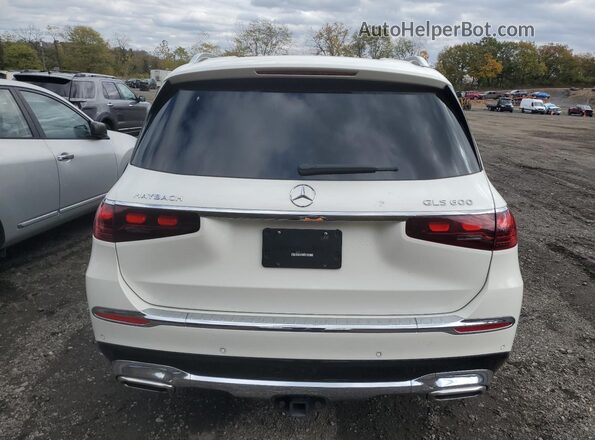 4JGFF8HB2RB138536 2024 MERCEDES-BENZ GLS White Widok z tyłu
