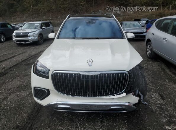 4JGFF8HB2RB138536 2024 MERCEDES-BENZ GLS White Widok z przodu