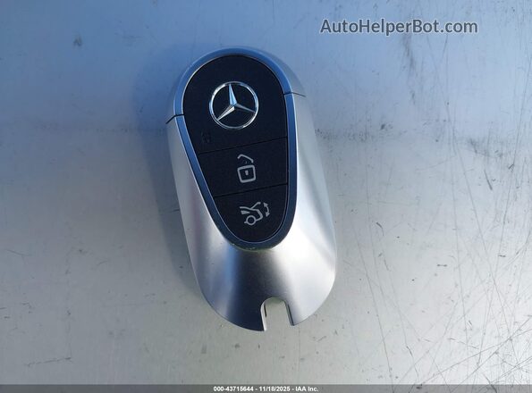 4JGGM2BB3RA049998 2024 MERCEDES-BENZ EQE 350+ SUV Green Вид панелі приладів