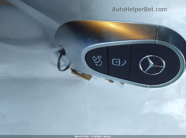 4JGGM2BB8RA045929 2024 MERCEDES-BENZ EQE 350+ SUV Gray Widok deski rozdzielczej