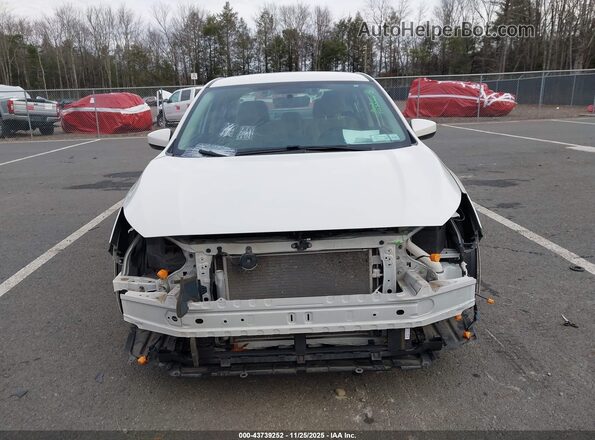 4S3GKAV66L3606417 2020 SUBARU IMPREZA White Rear interior view