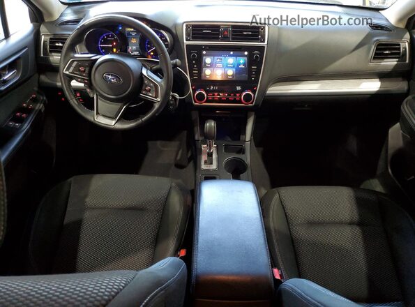 4S4BSAFC6K3351647 2019 SUBARU OUTBACK Silver Widok deski rozdzielczej